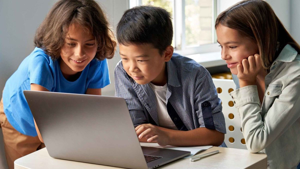 Quản Lý Bảo Mật Mạng LAN Trường Học Với VLAN Và Firewall – Giải Pháp An Toàn Từ VTech