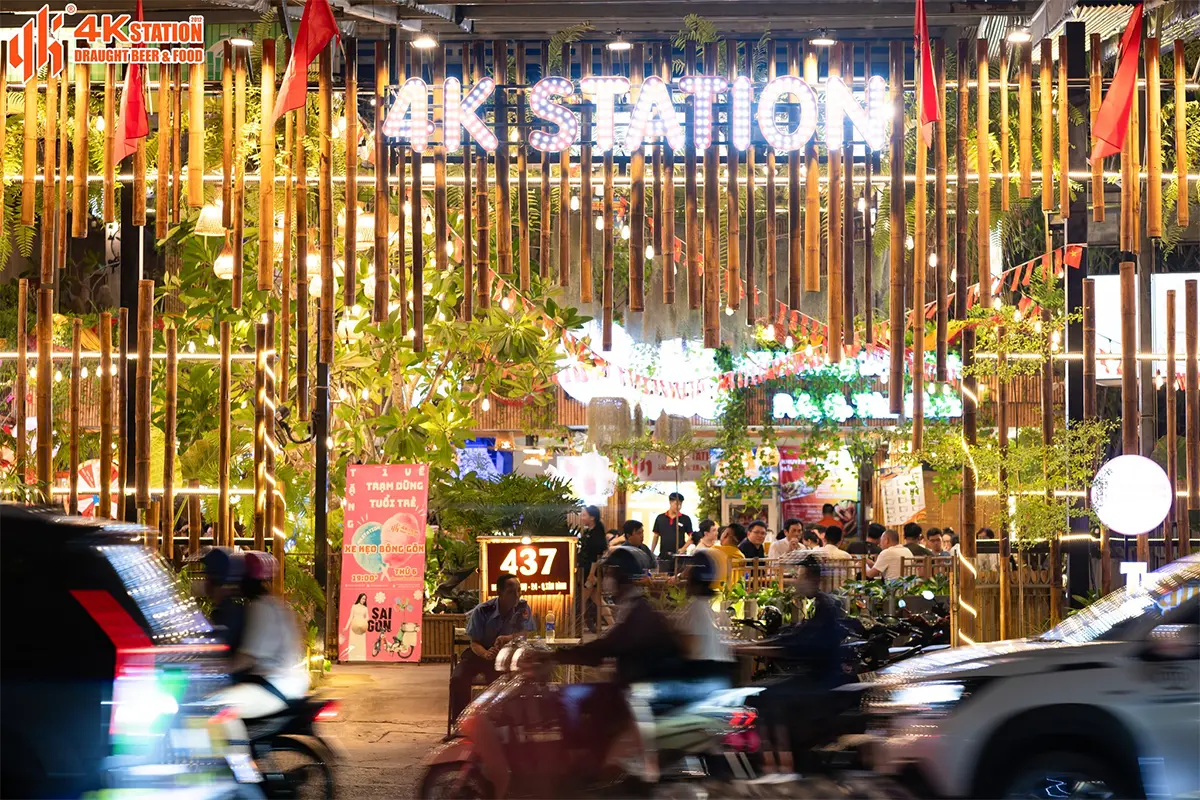 Chị Tiên (chủ nhà hàng 4K Station)