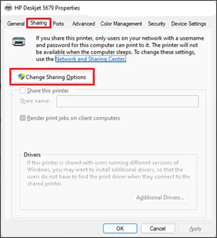 Trong cửa sổ thuộc tính, bạn chuyển sang thẻ Sharing. Sau đó, bạn hãy nhấp vào nút Change Sharing Options (nếu có).