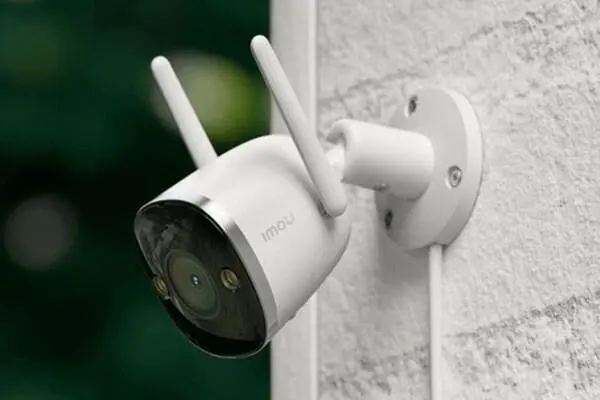 Cung cấp khả năng giám sát gia đình khi bạn đi vắng