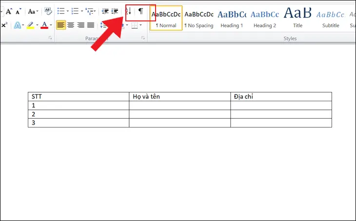 Nhấn biểu tượng Paragraph một lần nữa, trang trắng sẽ được xóa hết.