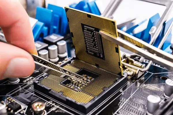 VTech cung cấp dịch vụ sửa chữa laptop tại nhà uy tín