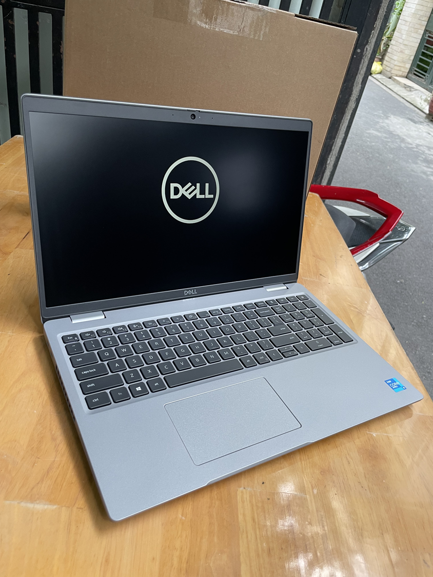 Laptop Dell Latitude 5520 i5-1145G7 / Ram 16GB / SSD 512GB / Màn 15.6″ FullHD IPS / VGA Intel Iris XE Graphics