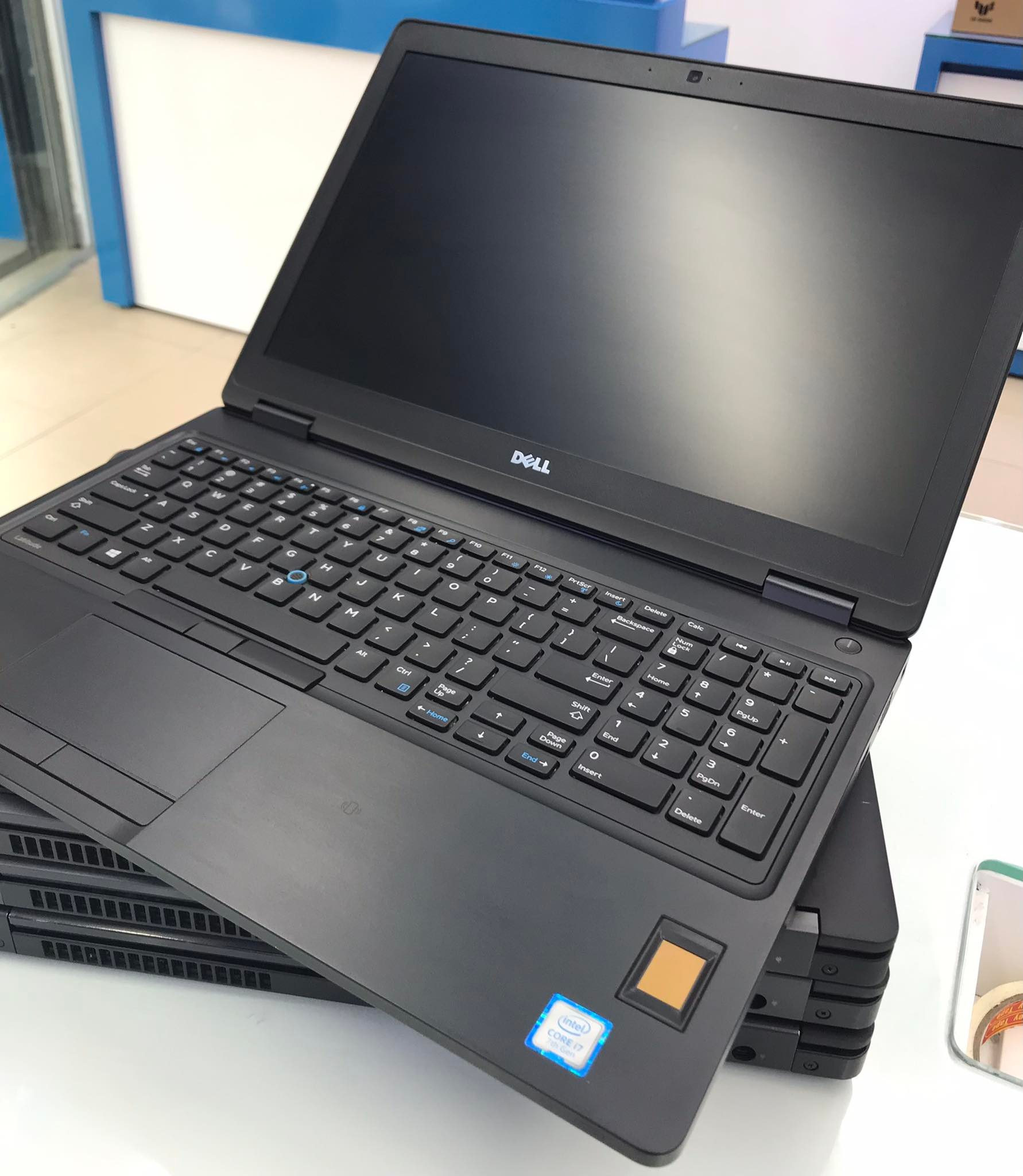 5289 - Dell Latitude E5580 | Core i7-7600u | Ram 8GB | SSD 500GB | 15.6 inch Full HD - 2