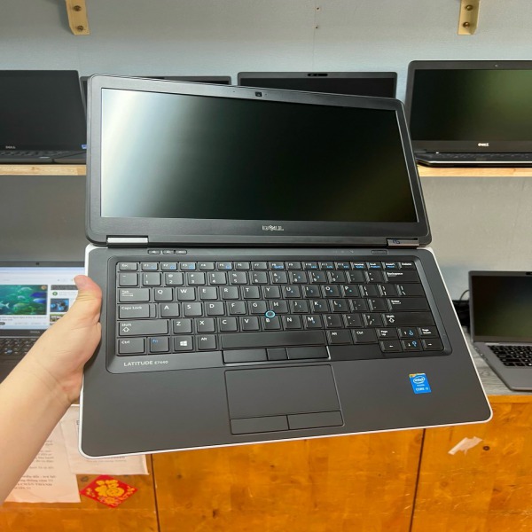 Laptop Dell Latitude E7440 core i5 4300U Ram 8GB SSD 128GB Màn Hình 14 inch