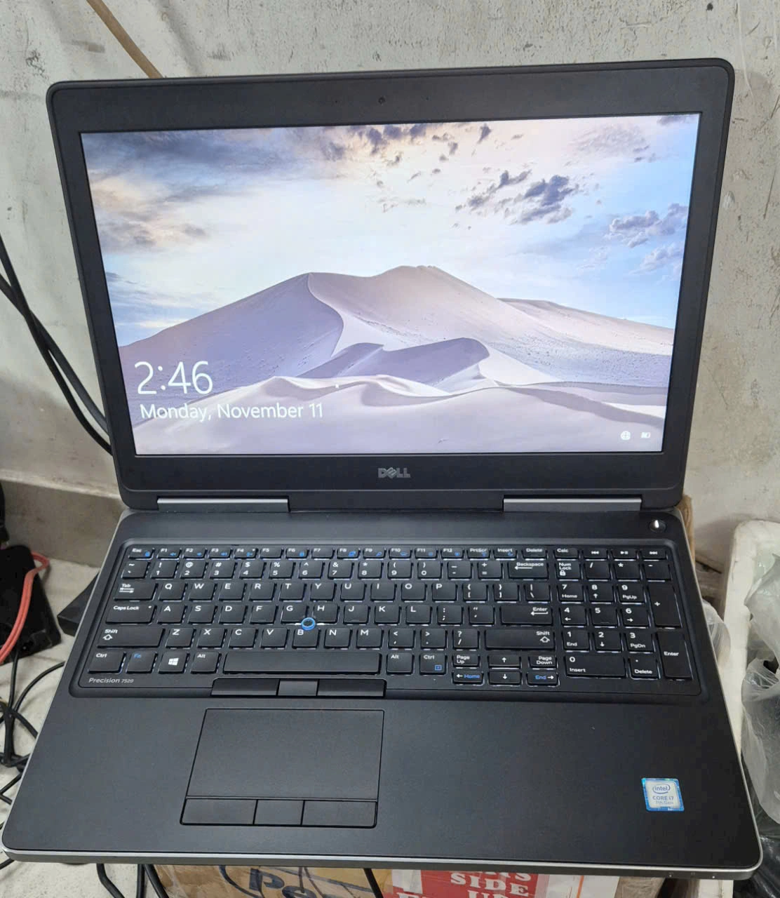 7520 - Laptop Dell Precision 7520 i7 7820HQ 16GB SSD 256GB VGA Ati W4150 15.6″ FHD